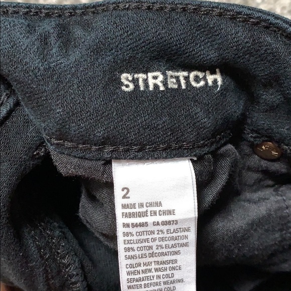 Shorts - Picture 3 of 3